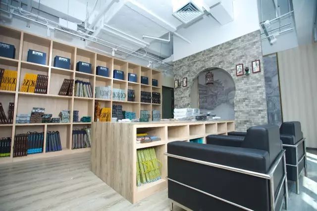 1514694243484150.jpg 30.jpg