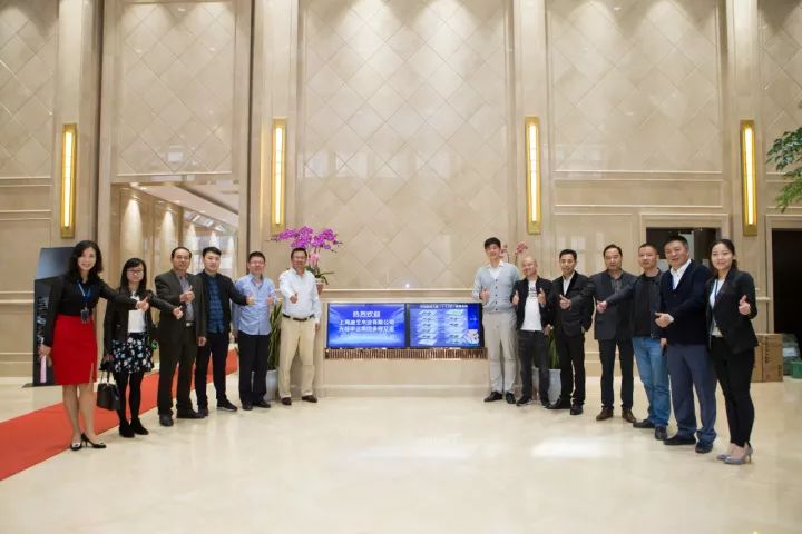 1514711887567589.jpg 44.jpg