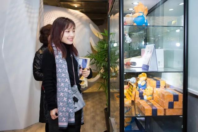 1514712136137215.jpg 61.jpg