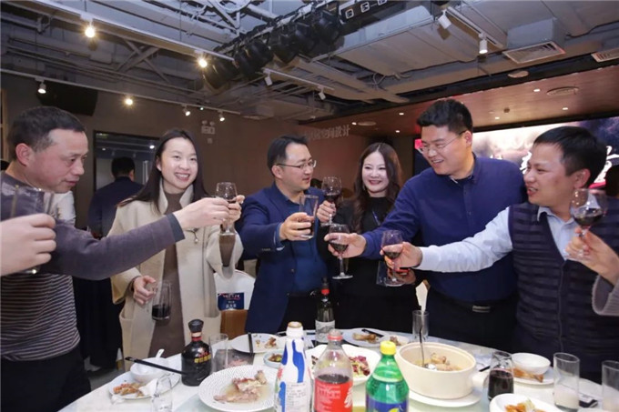 1515913935559499.jpg 27.jpg