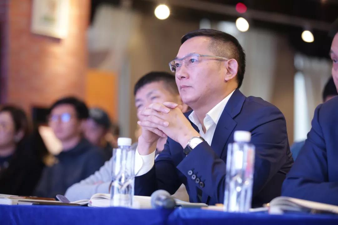 1542950696112773.jpg 1542950696112773.jpg