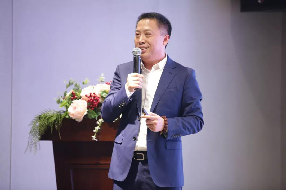 1542951089730980.jpg 1542951089730980.jpg