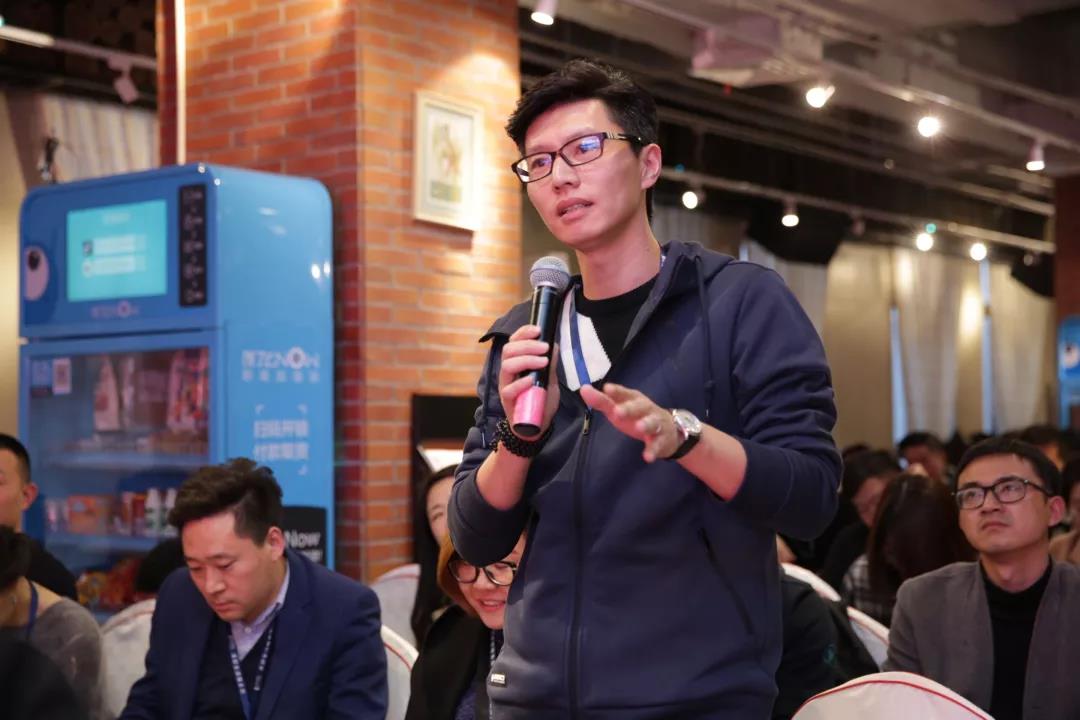 1542951803363618.jpg 1542951803363618.jpg